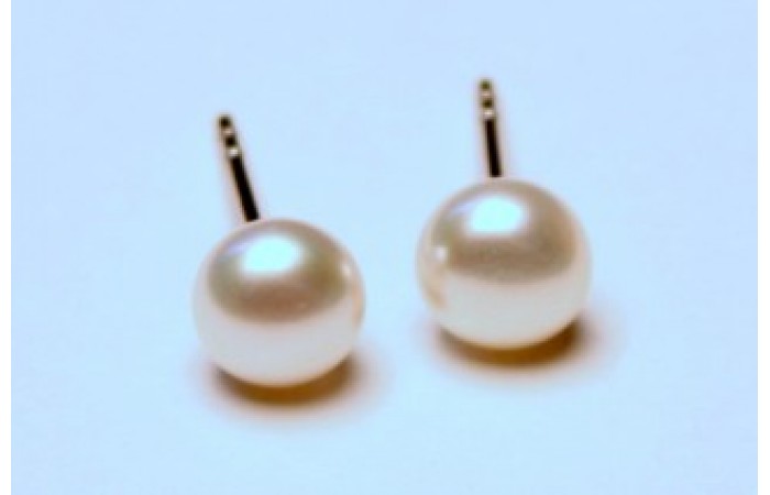 Cultured  4-5 mm White Pearl and Sterling Silver Stud Earrings