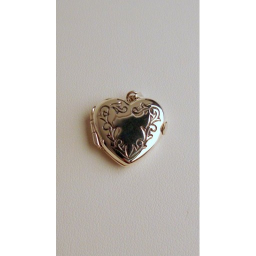 Medium Heart Engraved Sterling Silver Locket
